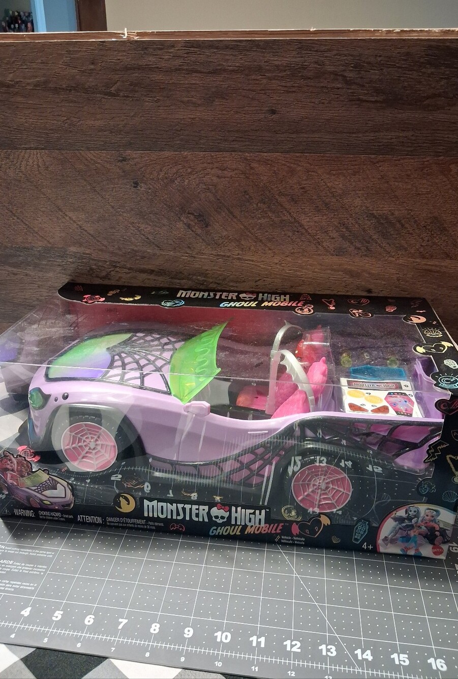 Monster High Ghoul Mobile Car